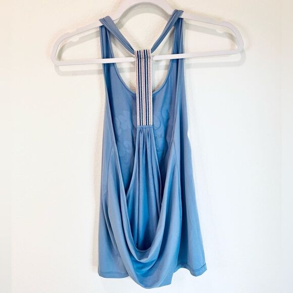 WILDFOX PLANKS AND PROSECCO TANK TOP SIZE SMALL - Picture 2 of 6